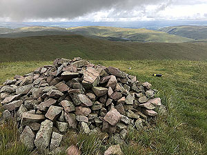 Glen Sherup loop. Another cairn. Lots of stone in this place