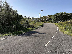 Barrathon. Past the hotel, where some stop for a beer mid race