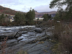 Killin - Lochan Breaclaich. Early morning in January and no tourists yet