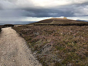 Clachnaben loop. Looking back towards the summit