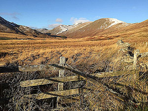 To Carn Labhruinn. Looking towards the hills