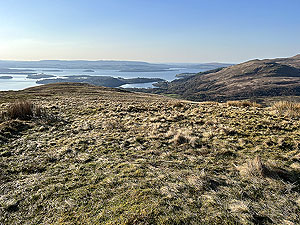 Beinn Dubh : Islands on Loch Lomond