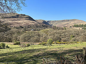 Beinn Dubh : House on the hill