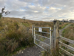 Helensburgh games hill race : Gate on three lochs way