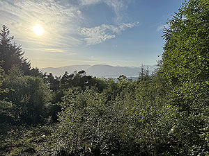 Whinny Hill : Looking over Loch Lomond