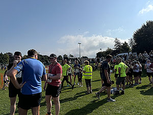 Gallus Running : Auchterarder 10K : The start and finish line