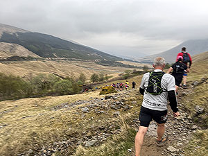 Devil O Highlands : Heading to the tunnel under the railway