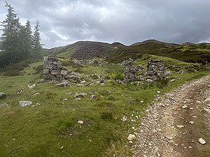 Glenshee loop : End of loose stone section