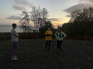 HAAC - Highland mans way : Runners have a wee rest