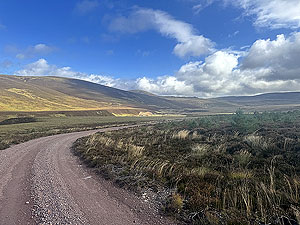 Caringorms trail marathon:  : The sweeping open country side