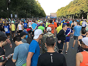 Runners get ready to start the Berlin marathon